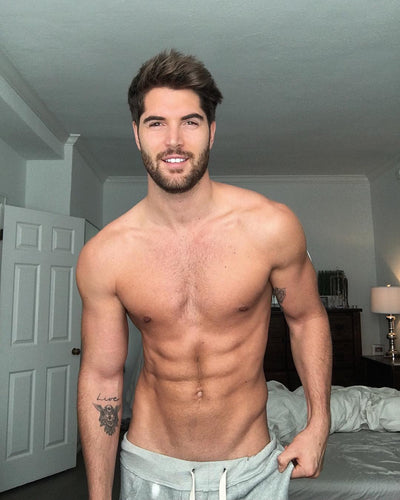 <b>Nick Bateman is Here to Cure Your Monday Blues</b>