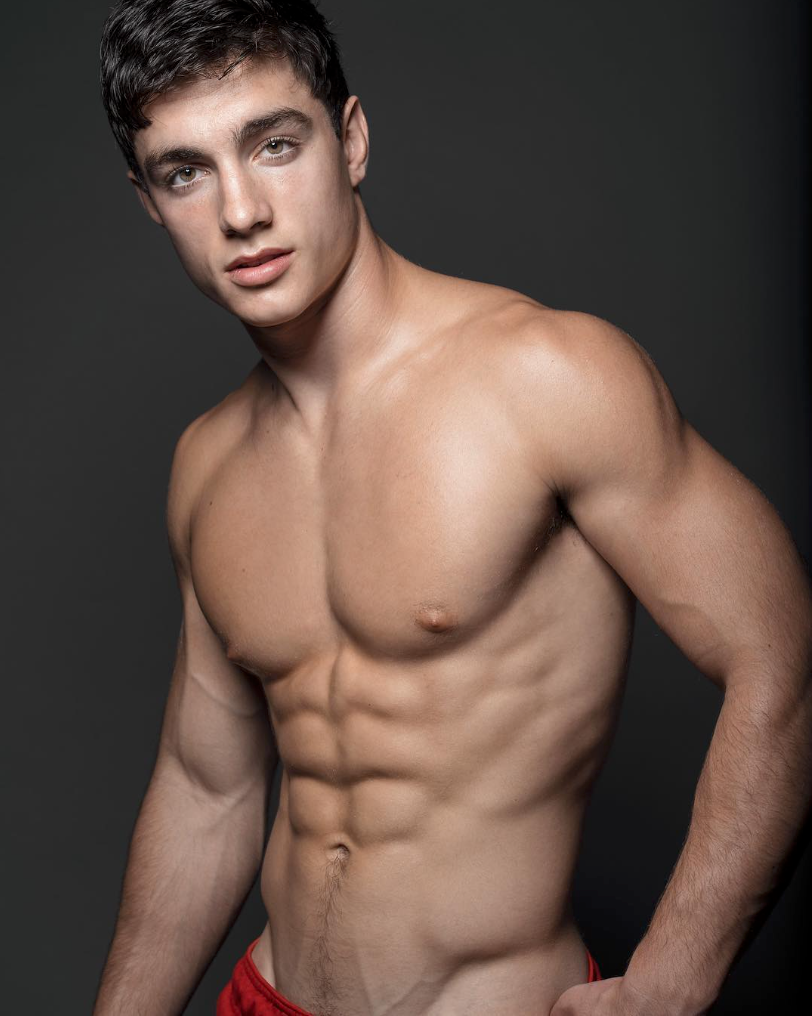 <b>Box Boy: Keith Laue</b>