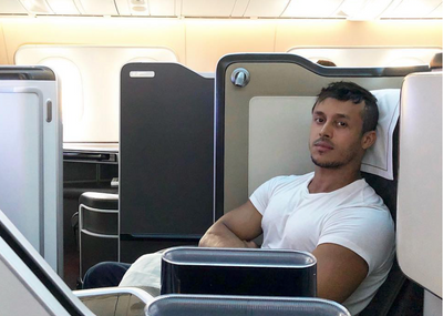 <b>Amateur porn star films himself wanking onboard flight</b>