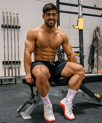 <b>CrossFit & Rugby Hunk Dan Tai - Sexiest Photos</b>