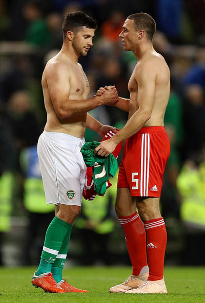 <b>Footballers in Underwear</b>