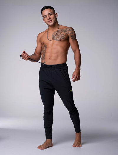 V2 Active Panelled Joggers - Black - boxmenswear - {{variant_title}}