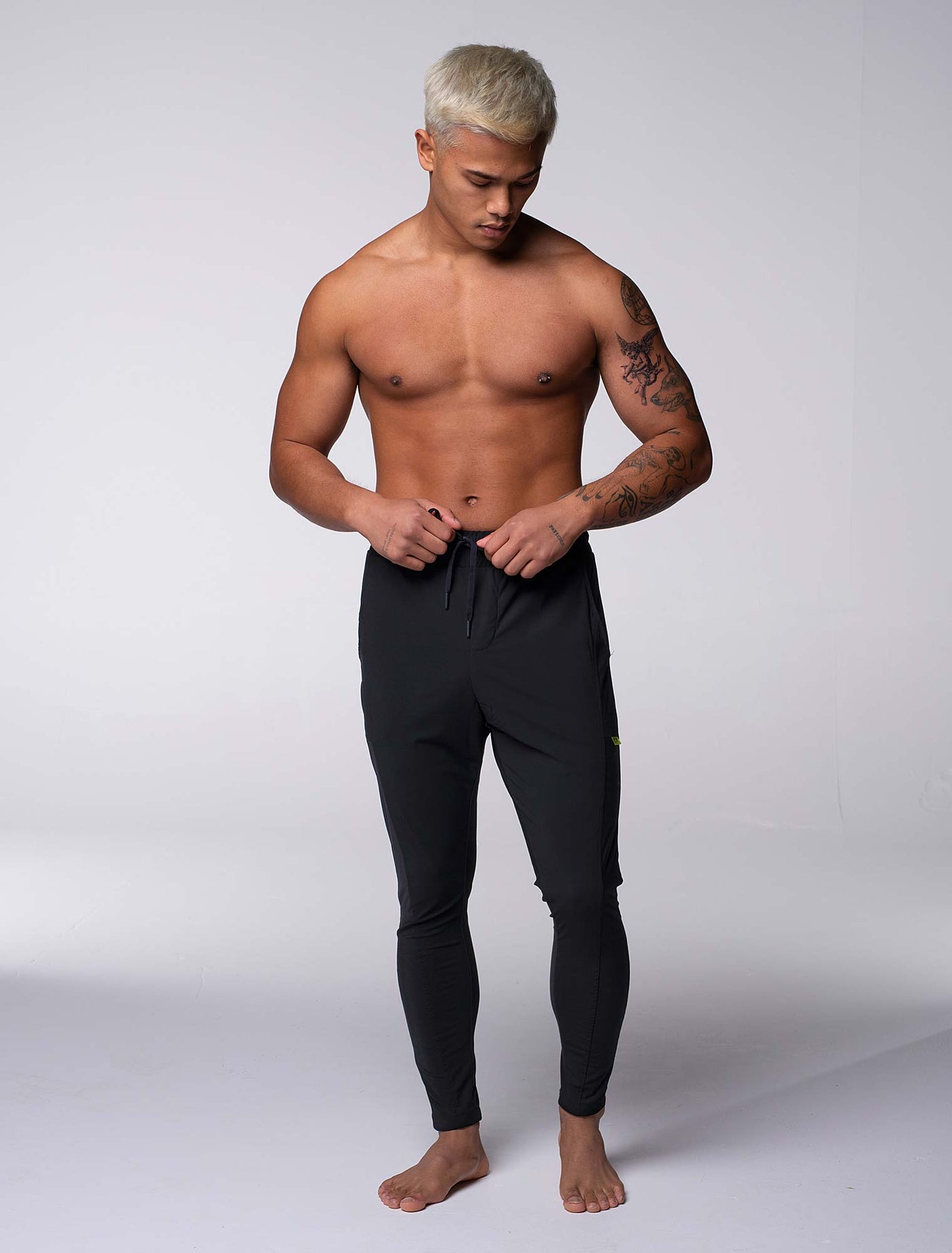 V2 Active Panelled Joggers - Black - boxmenswear - {{variant_title}}