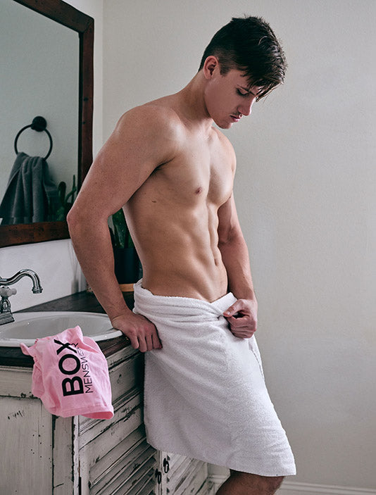 The Fit Thomas pink boxers bulge